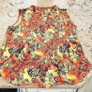 3/$12  Relativity silky sleeveless top Medium